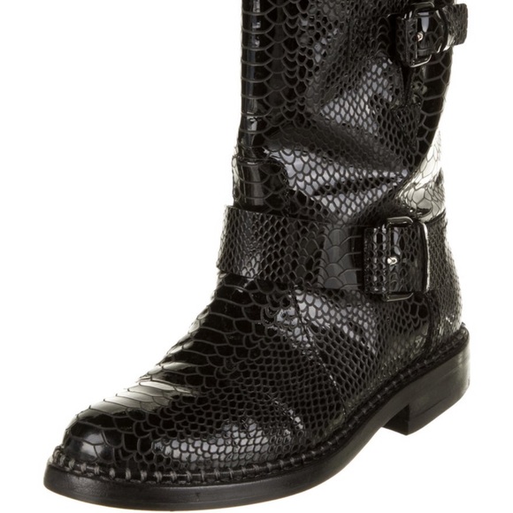 Casadei embossed leather boots - Picture 2 of 5
